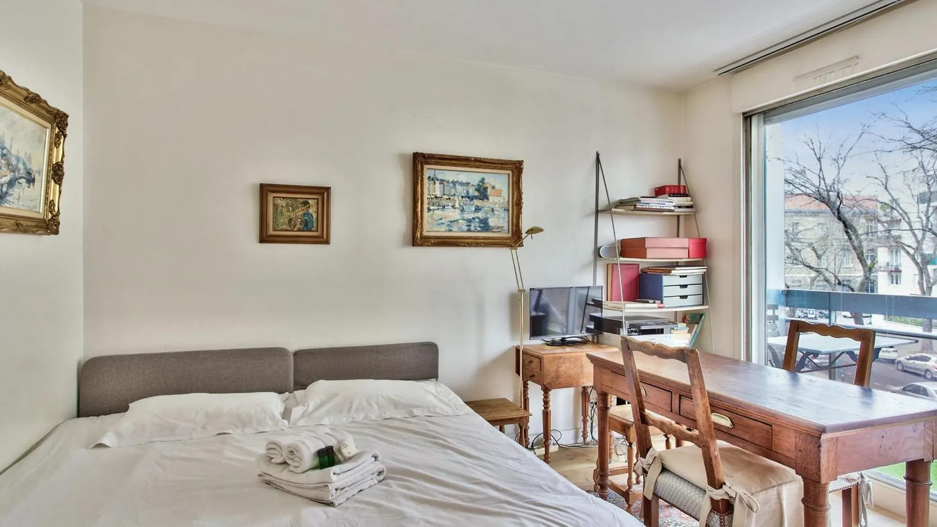 Studio Damoiseau - Welkeys Paris Apartment